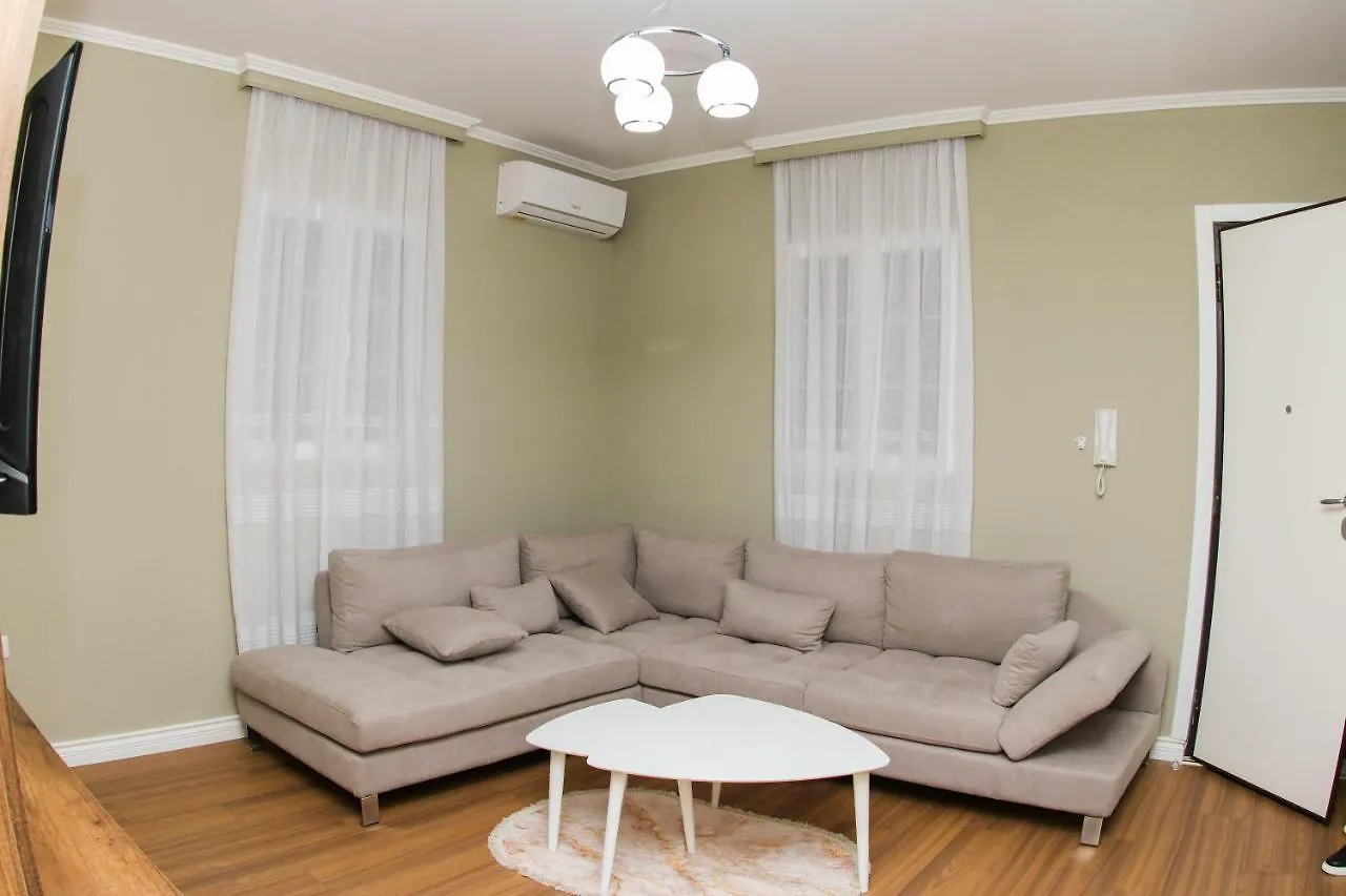 Vila Elezi Villa Tirana